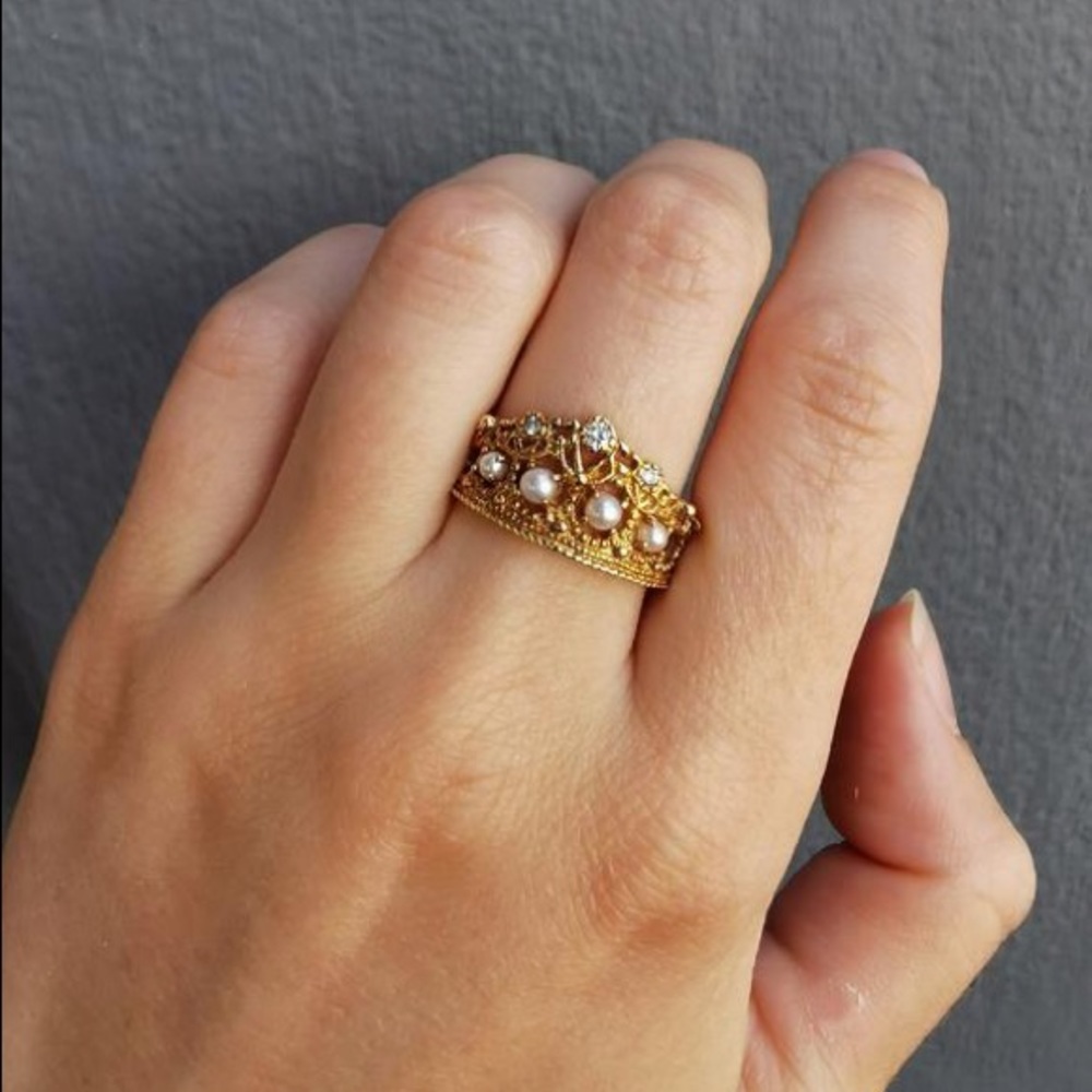 Princess Diana 14k Diamond & Pearl Gold Tiara Ring